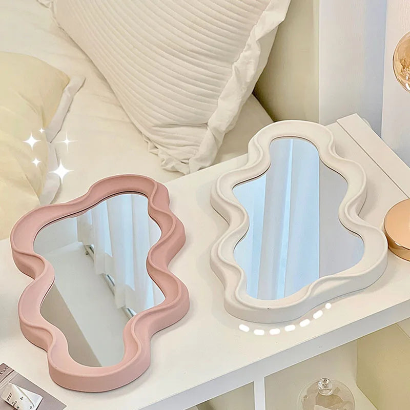 Small Irregular Wavy Mirror